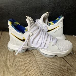 Nike KD basketball shoes size 4Y